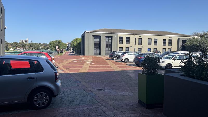 To Let commercial Property for Rent in Mowbray Western Cape